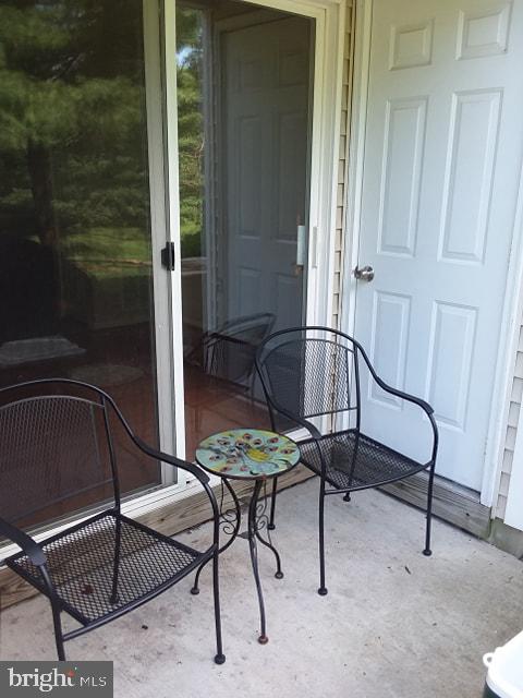 2707 MARYANNES COURT 2707