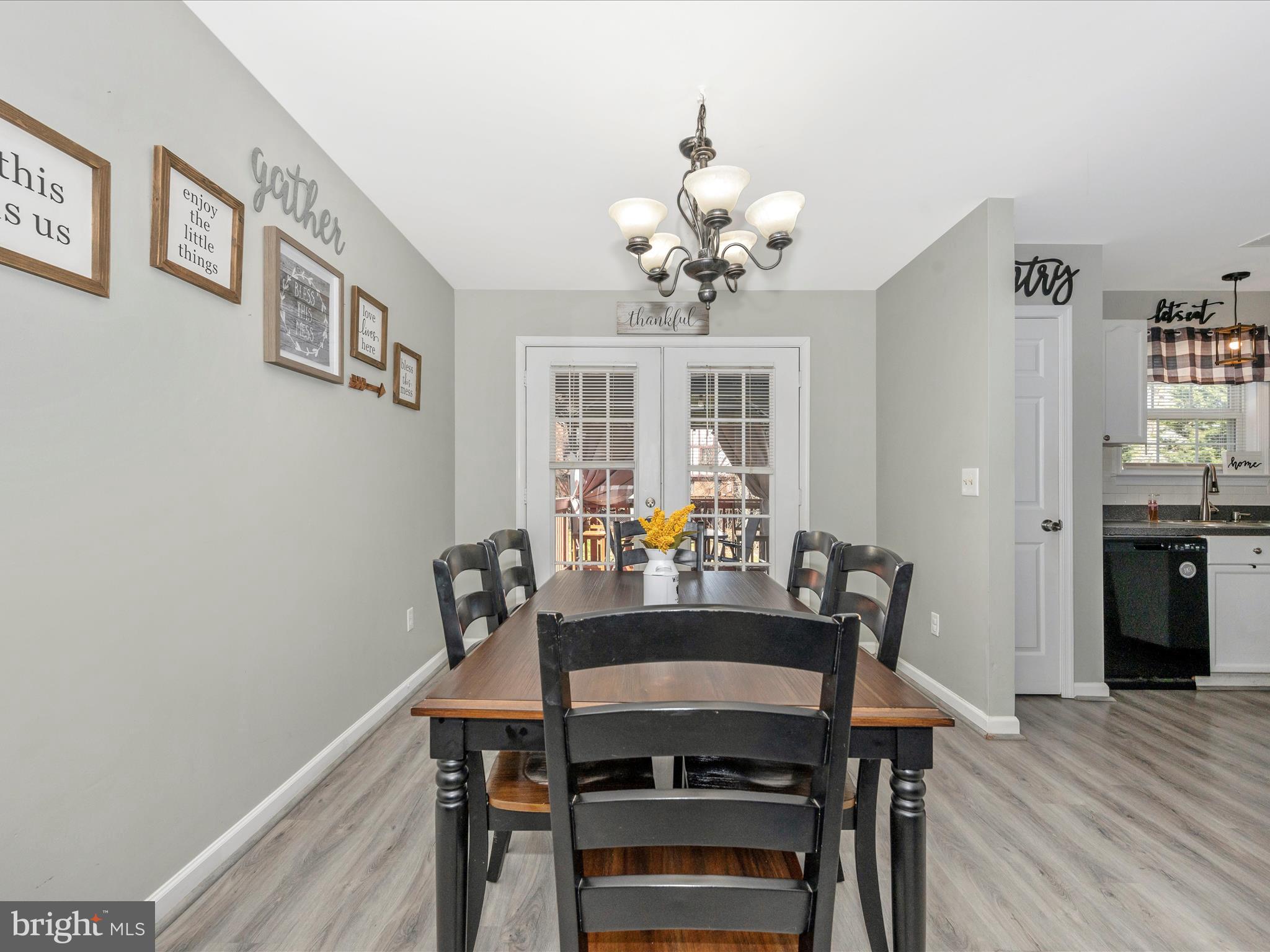 LAUREL RIDGE - Residential