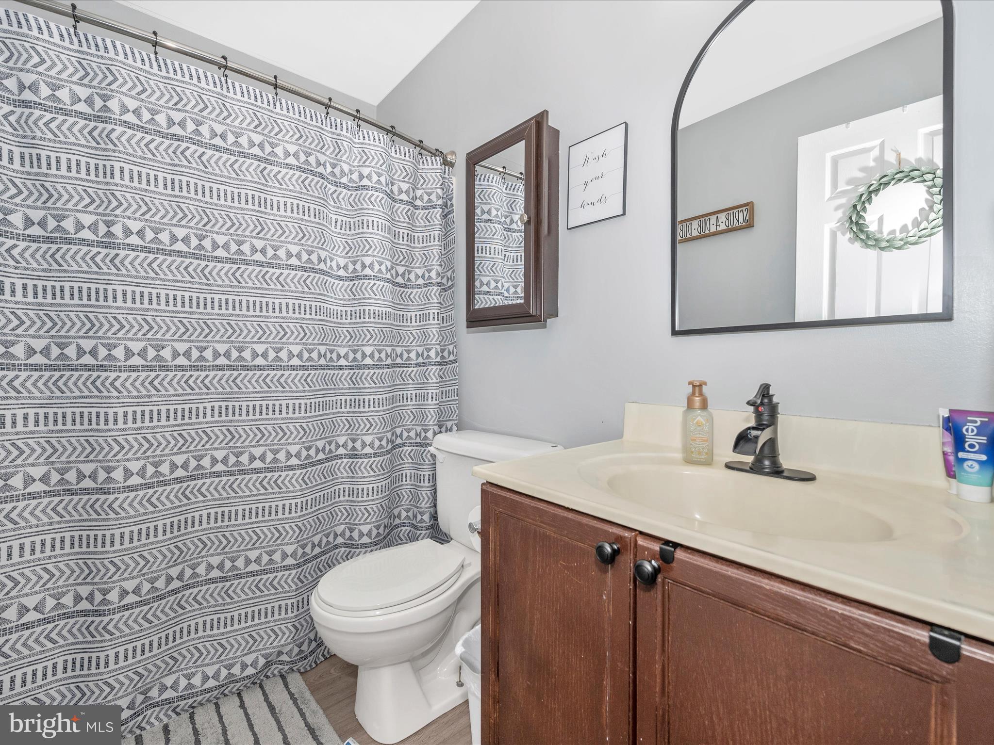 LAUREL RIDGE - Residential