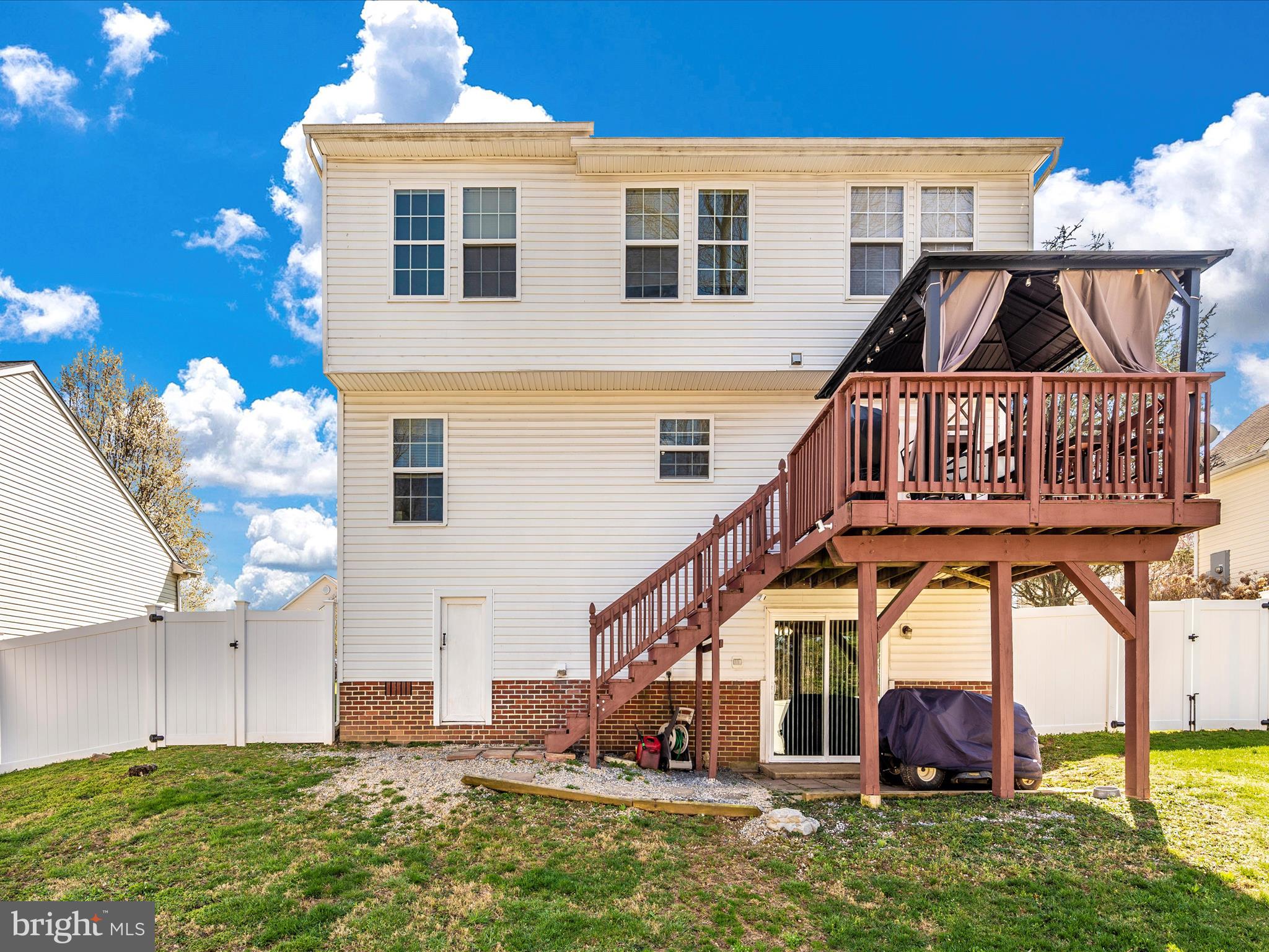 LAUREL RIDGE - Residential