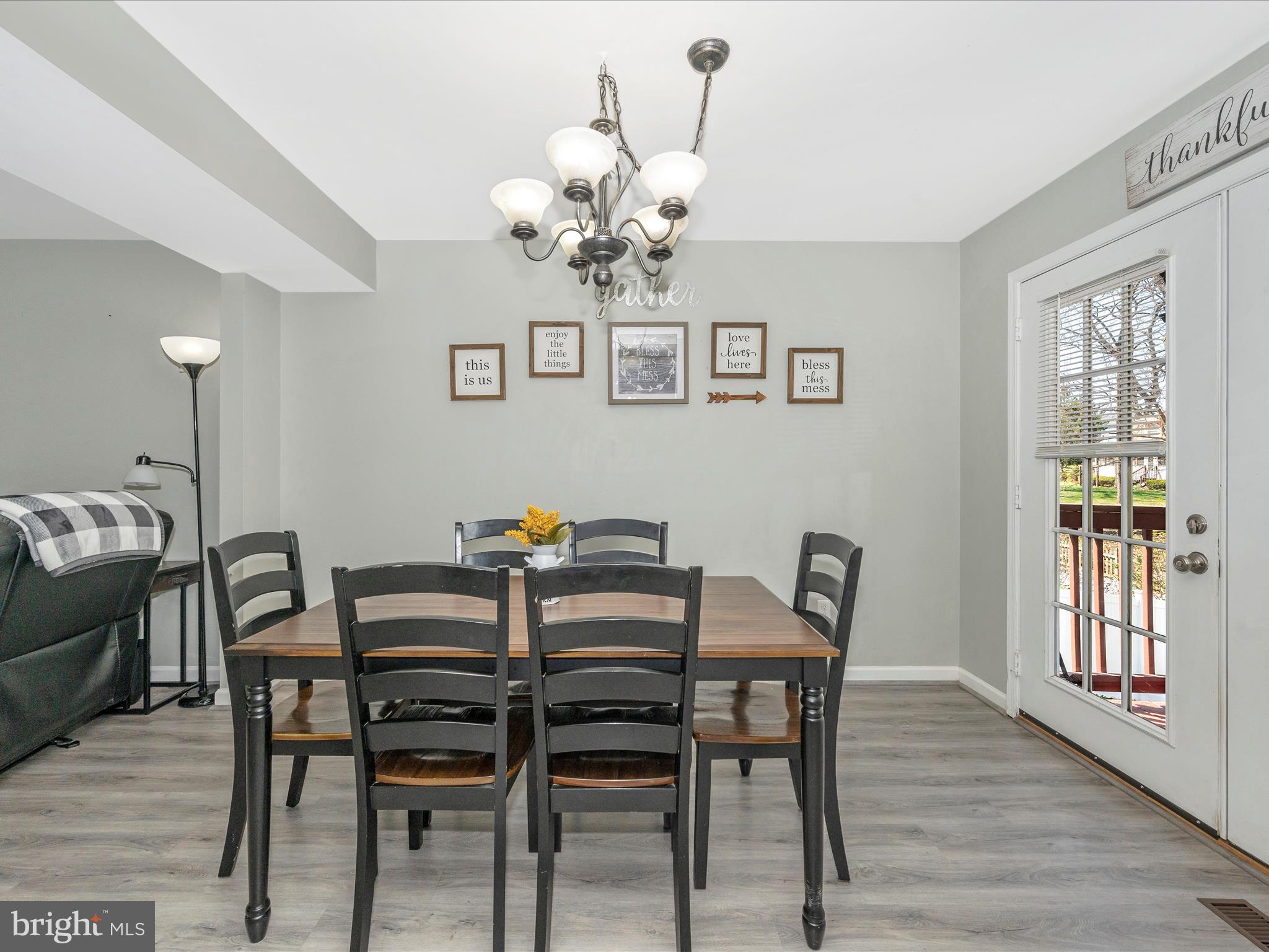 LAUREL RIDGE - Residential