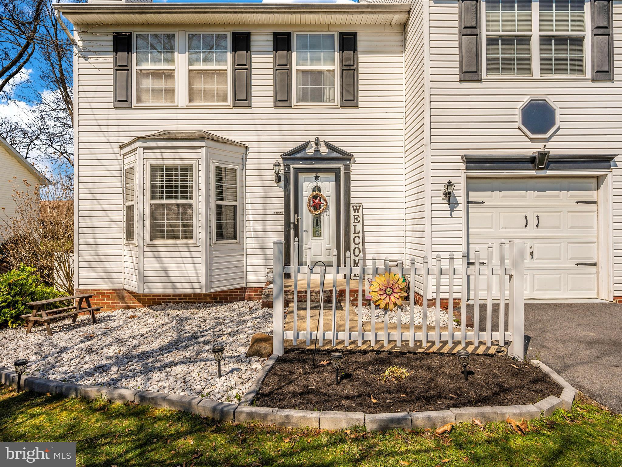 LAUREL RIDGE - Residential