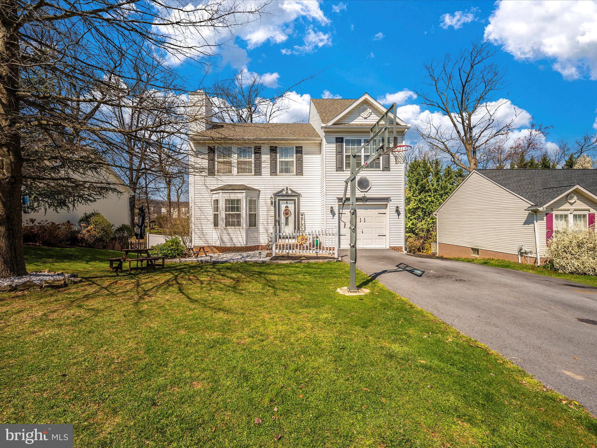 LAUREL RIDGE - Residential