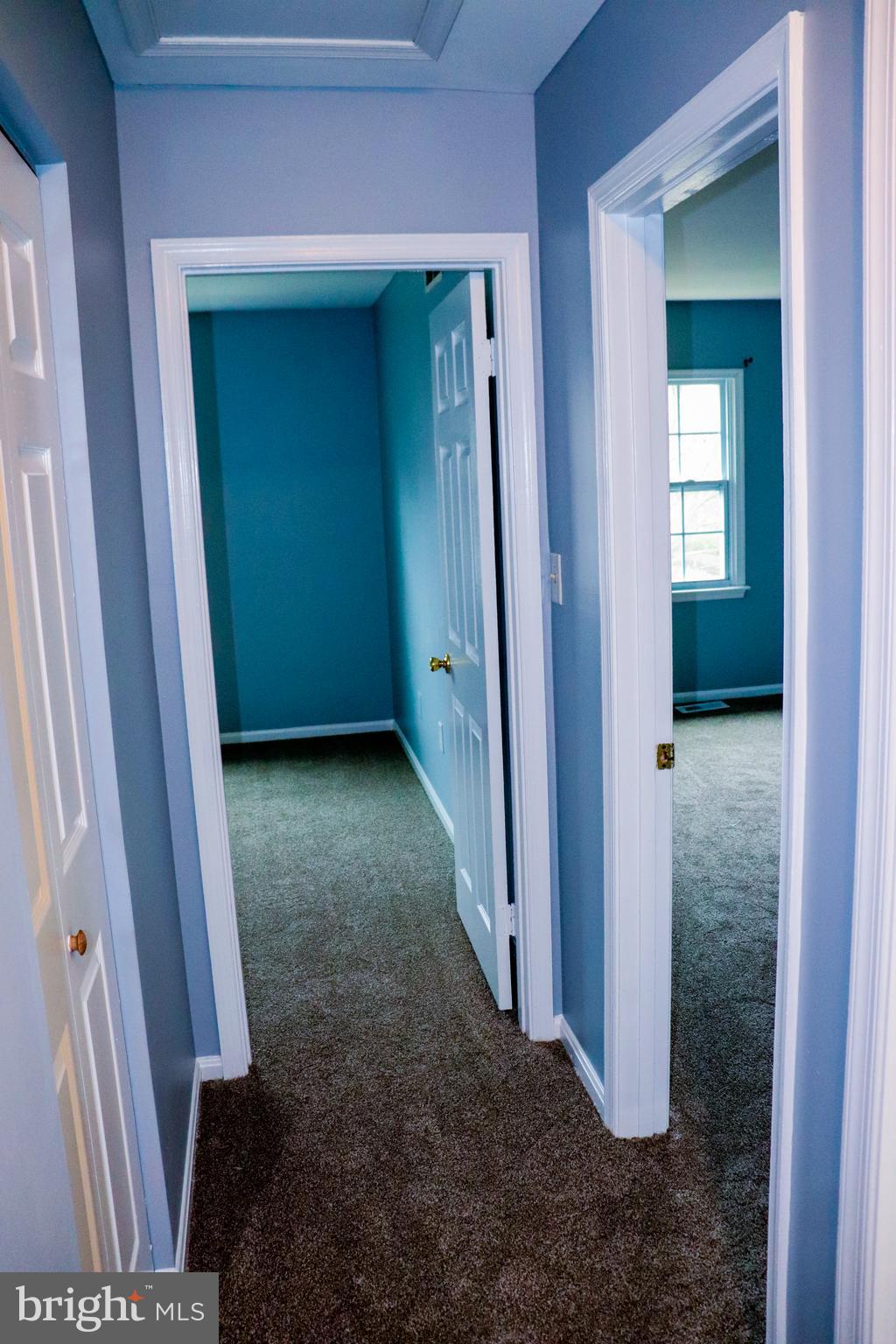 WHISKEY BOTTOM - Residential