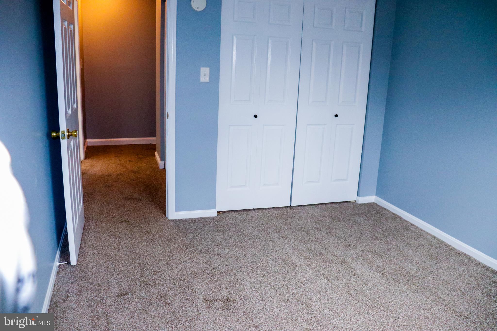 WHISKEY BOTTOM - Residential