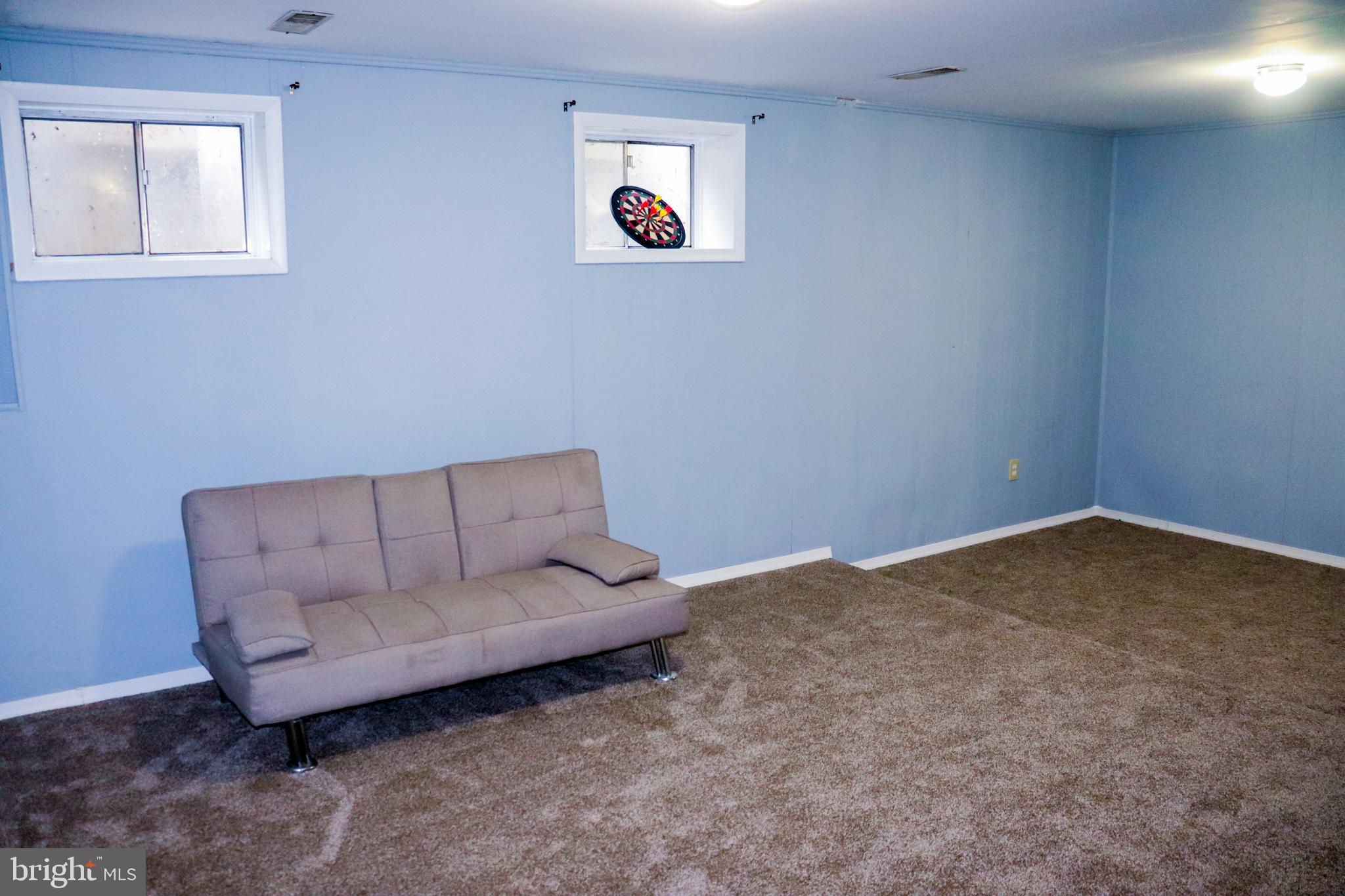 WHISKEY BOTTOM - Residential