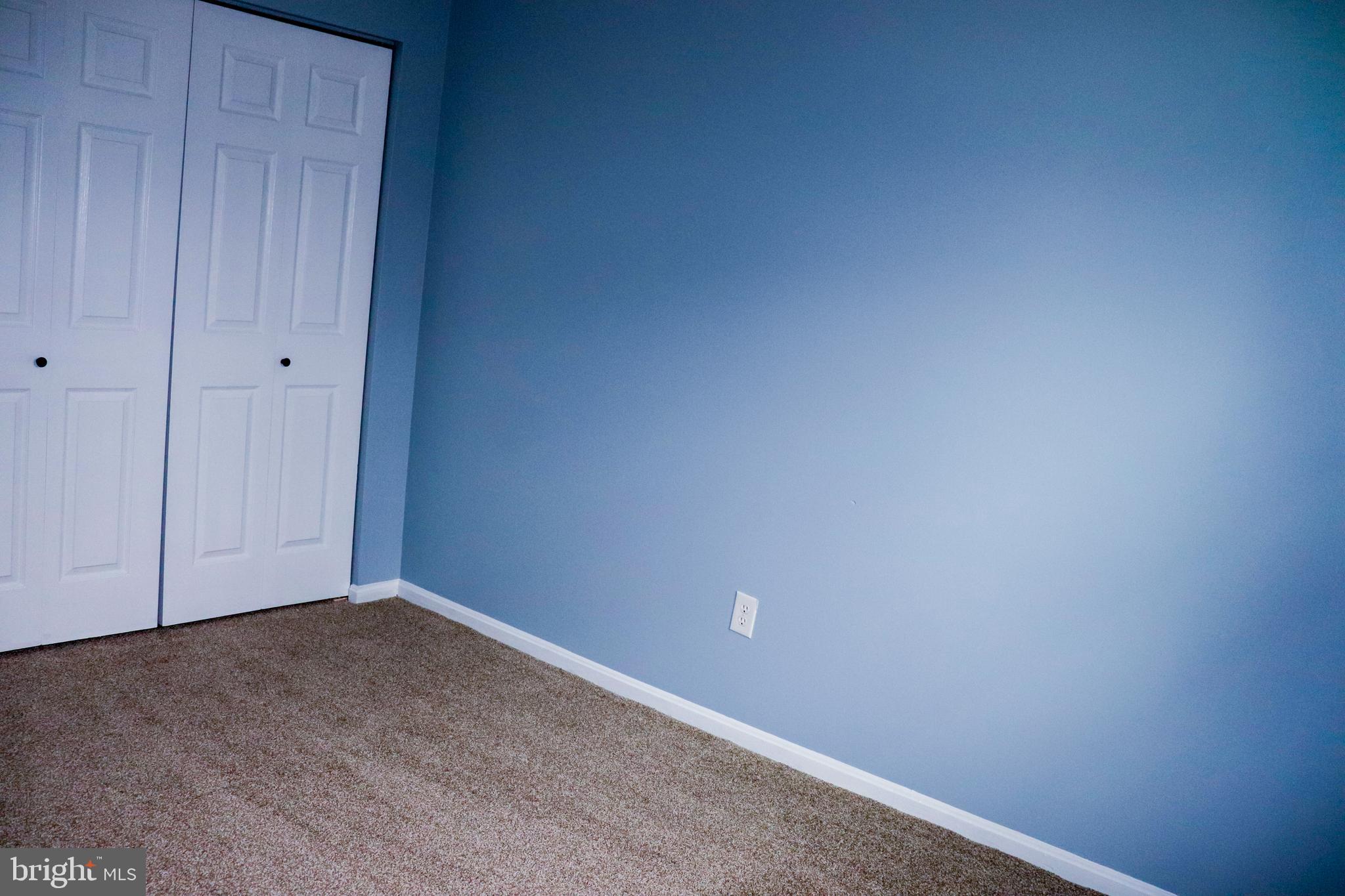 WHISKEY BOTTOM - Residential