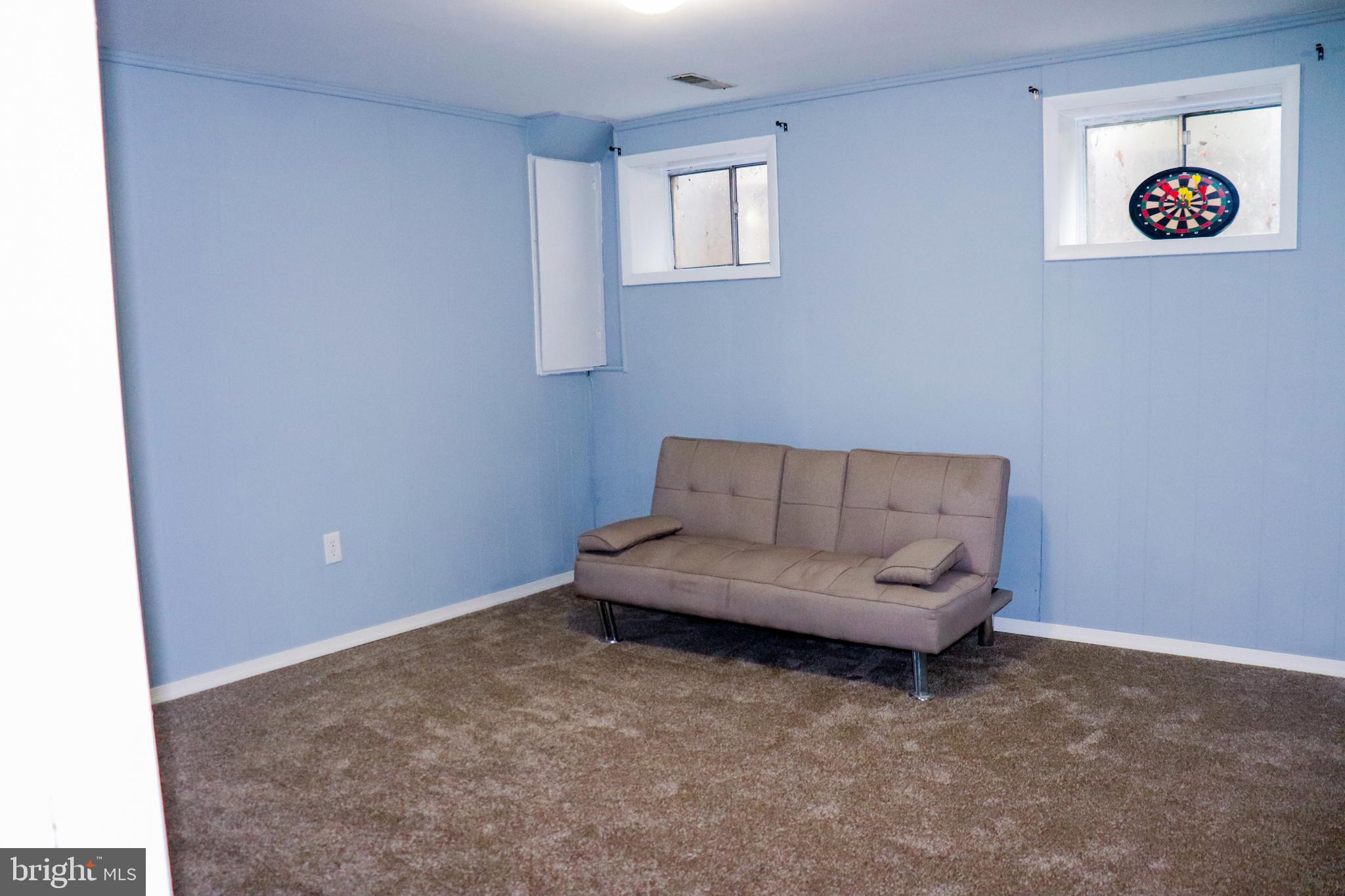 WHISKEY BOTTOM - Residential