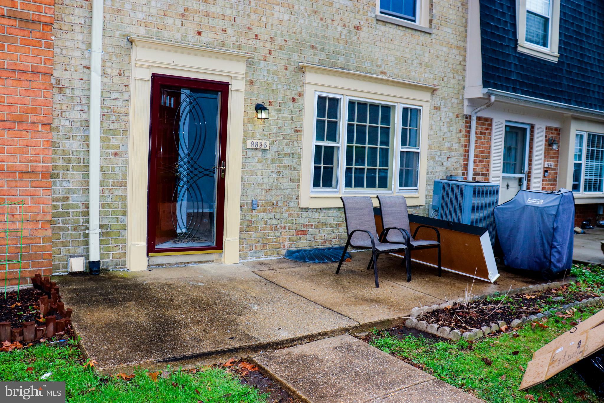 WHISKEY BOTTOM - Residential