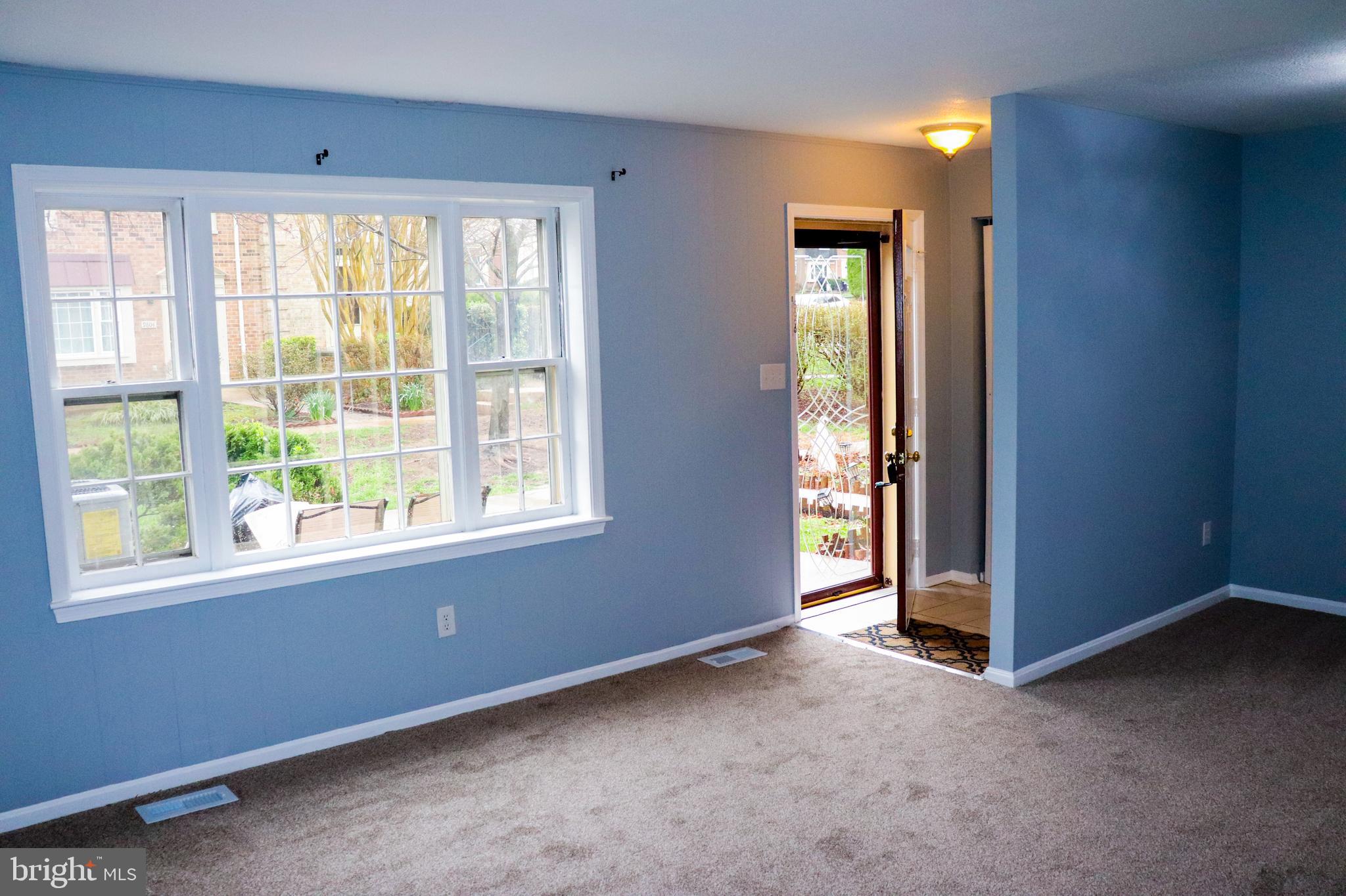 WHISKEY BOTTOM - Residential