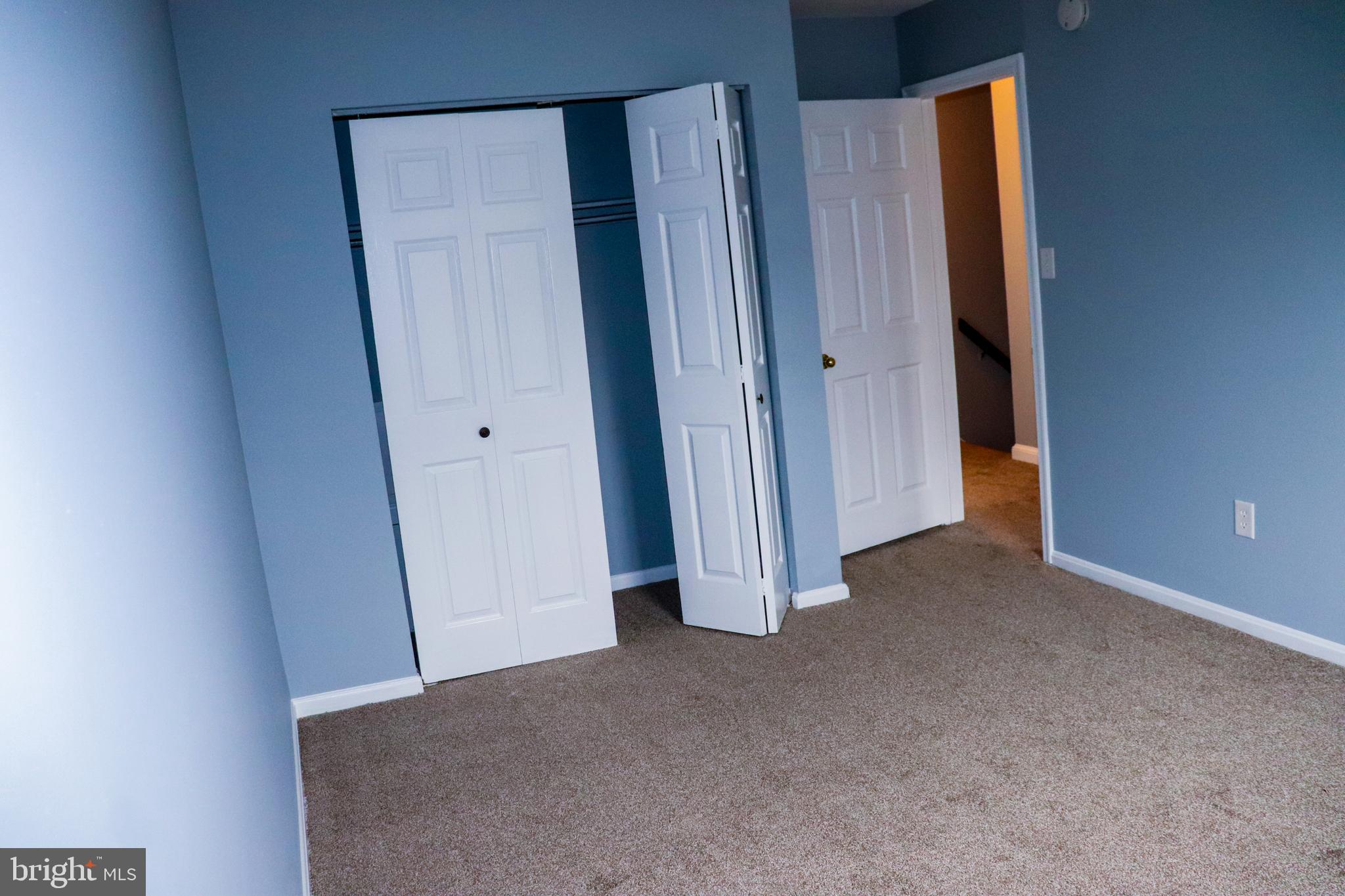 WHISKEY BOTTOM - Residential