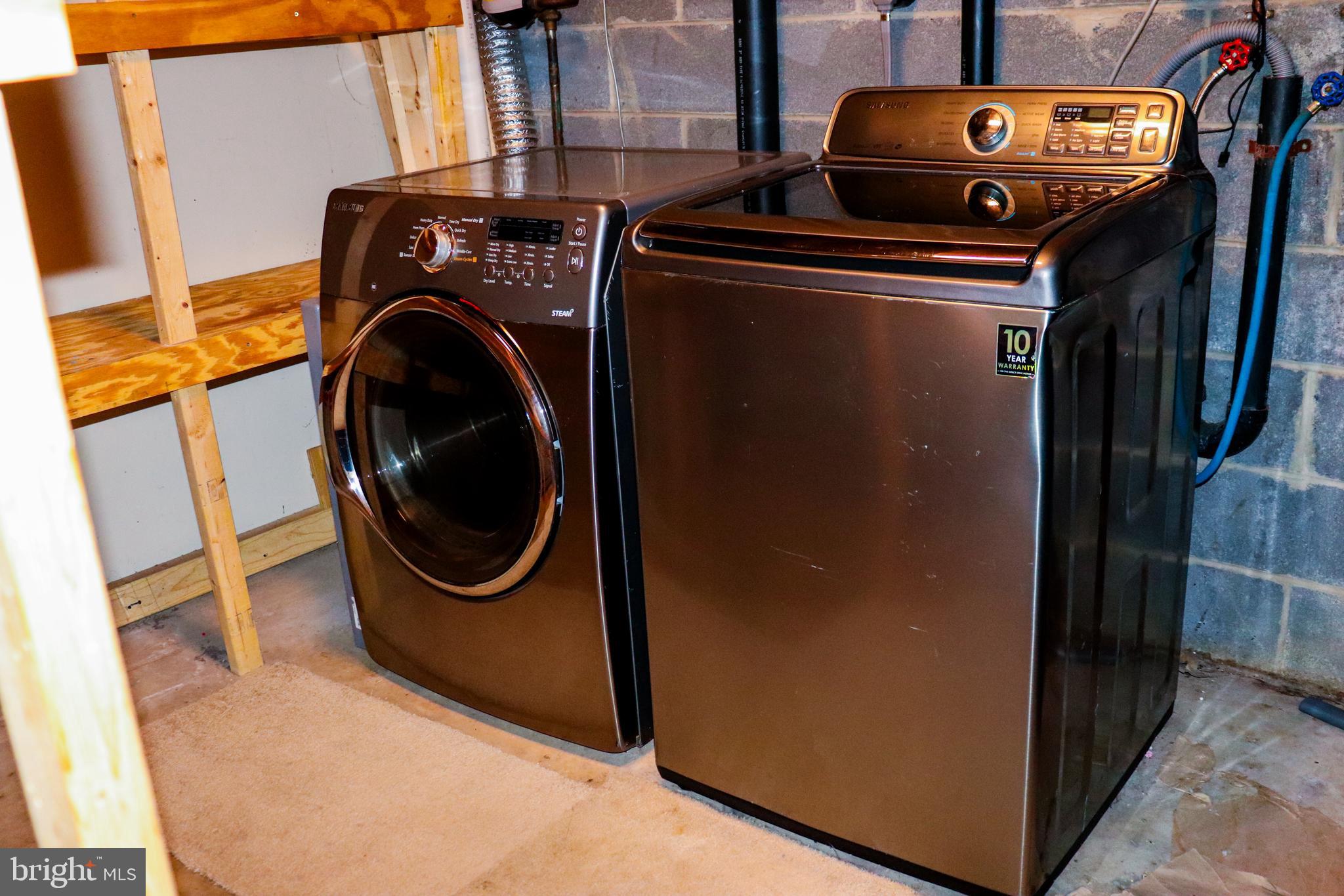 WHISKEY BOTTOM - Residential