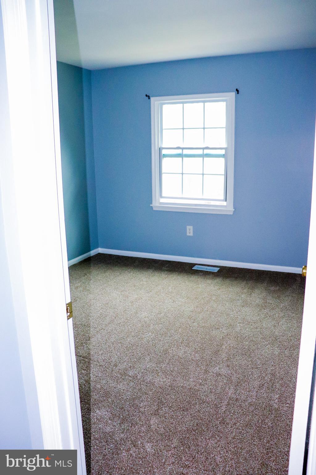 WHISKEY BOTTOM - Residential