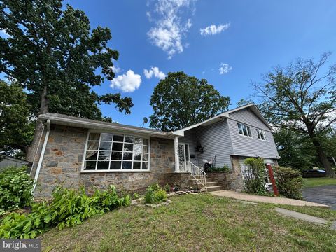 Photo of CHERRY HILL, NJ 08034 (MLS # NJCD2089338)