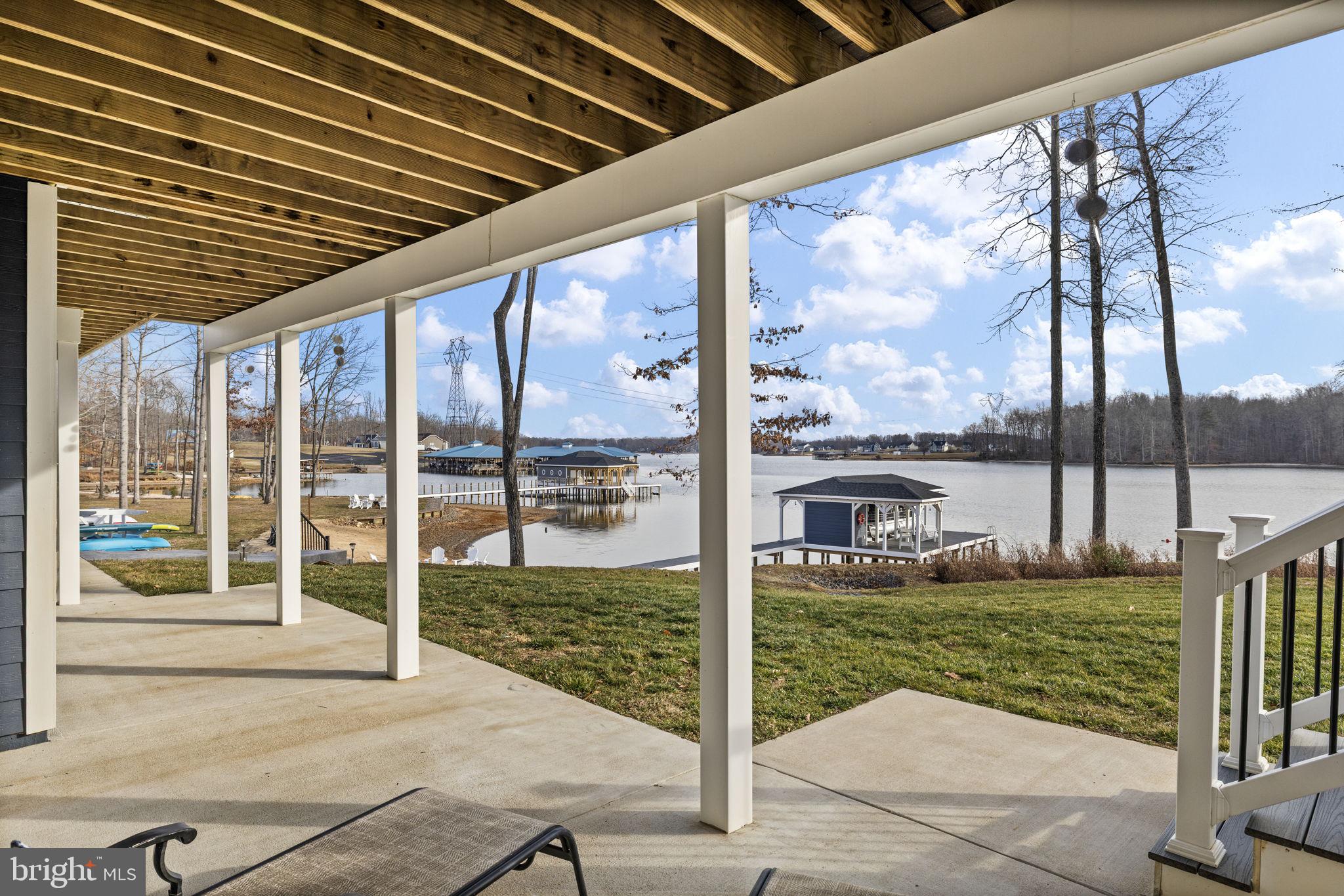 ELK CREEK LANDING - Residential