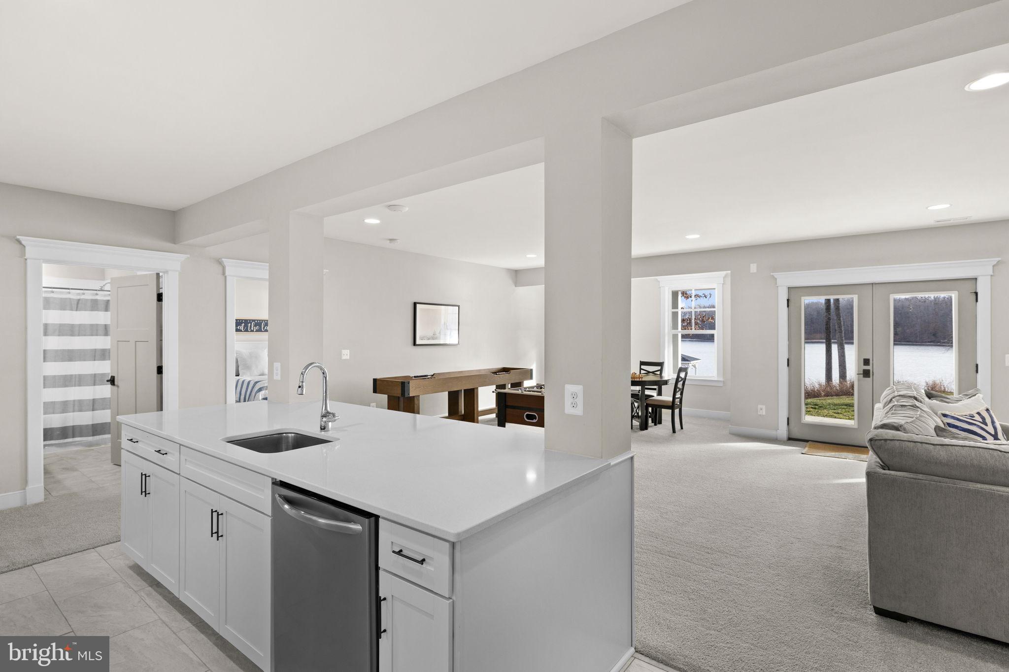 ELK CREEK LANDING - Residential