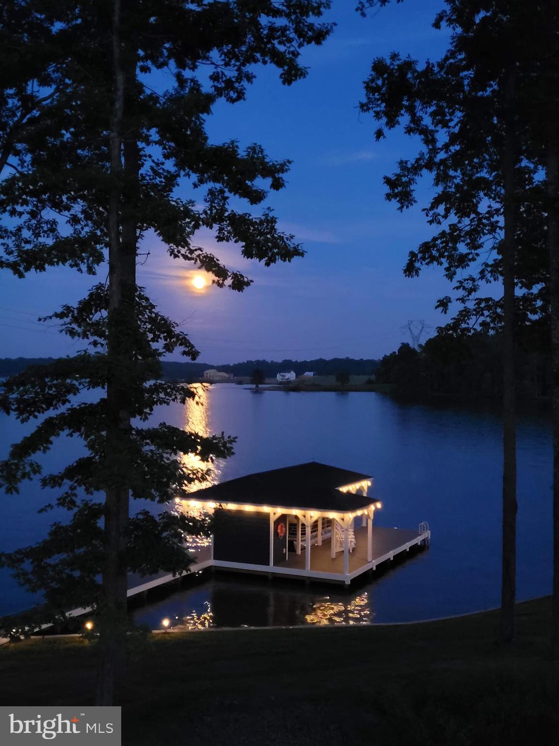 ELK CREEK LANDING - Residential