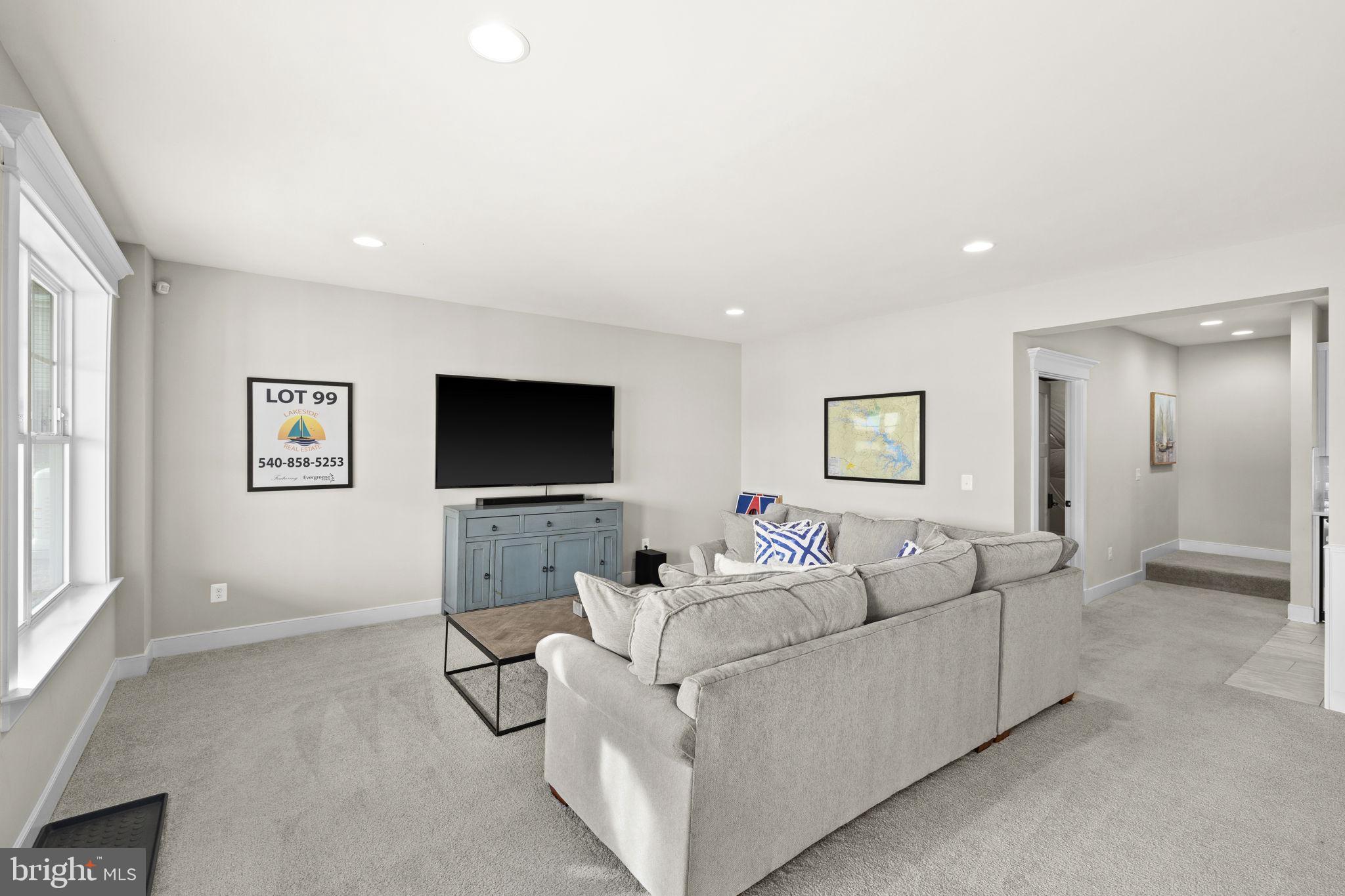 ELK CREEK LANDING - Residential