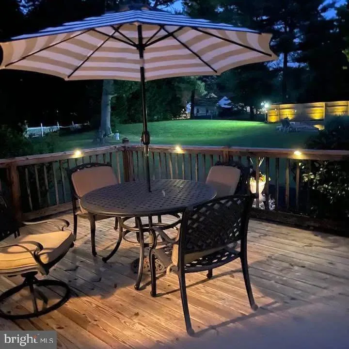 Carneys Point, New Jersey 08069, United States, 5 Bedrooms Bedrooms, ,3 BathroomsBathrooms,Residential,Active,127787