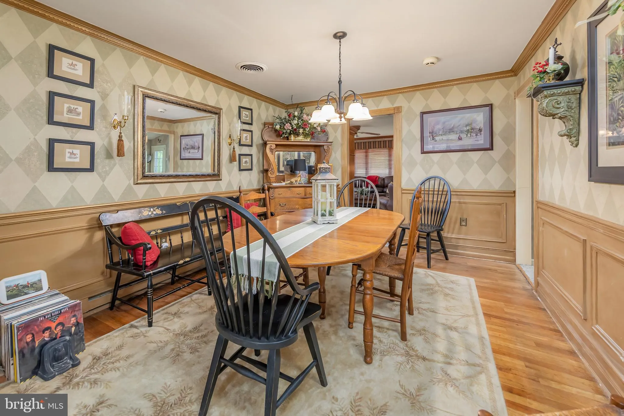 Carneys Point, New Jersey 08069, United States, 5 Bedrooms Bedrooms, ,3 BathroomsBathrooms,Residential,Active,127787