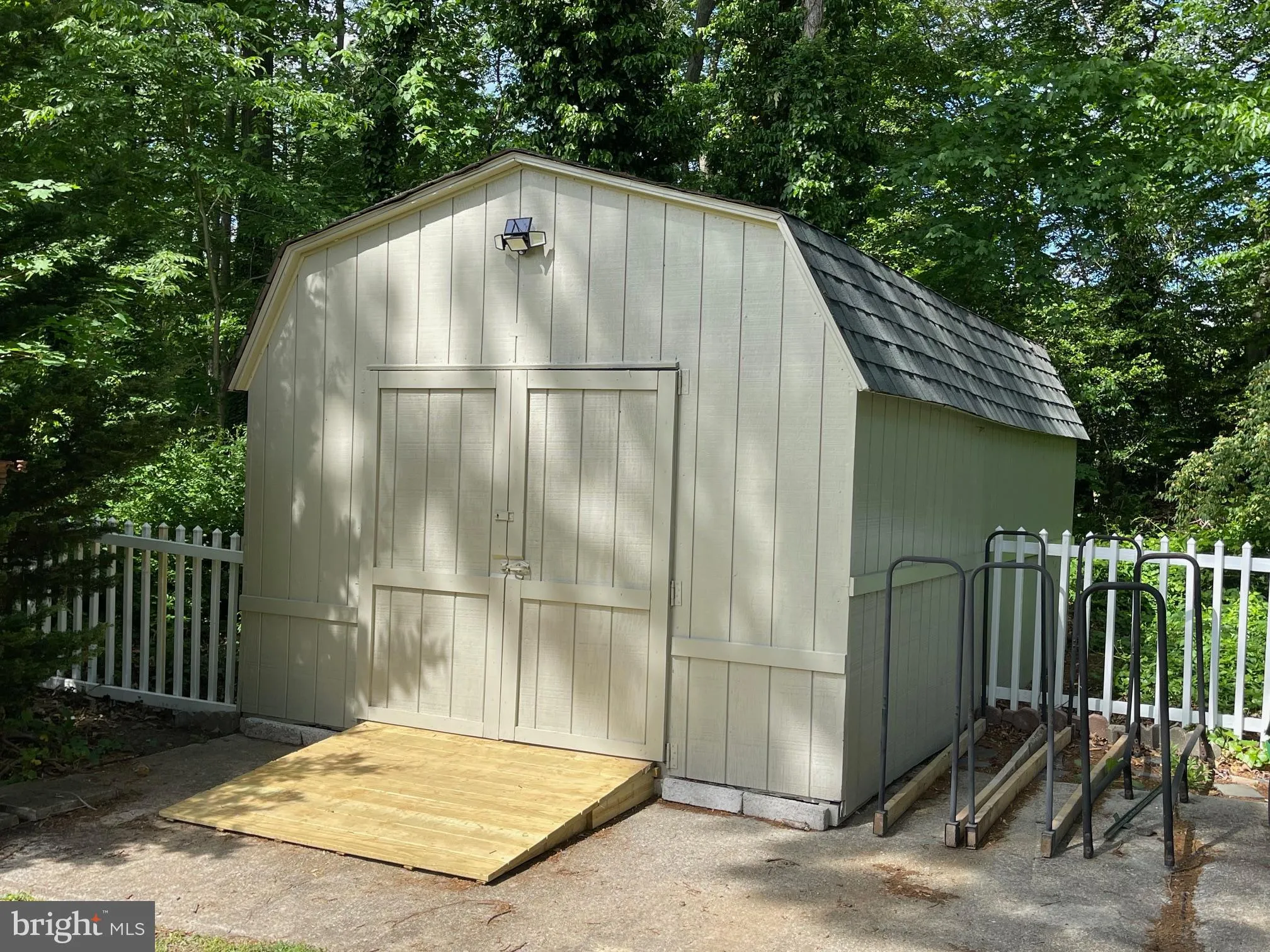 Carneys Point, New Jersey 08069, United States, 5 Bedrooms Bedrooms, ,3 BathroomsBathrooms,Residential,Active,127787