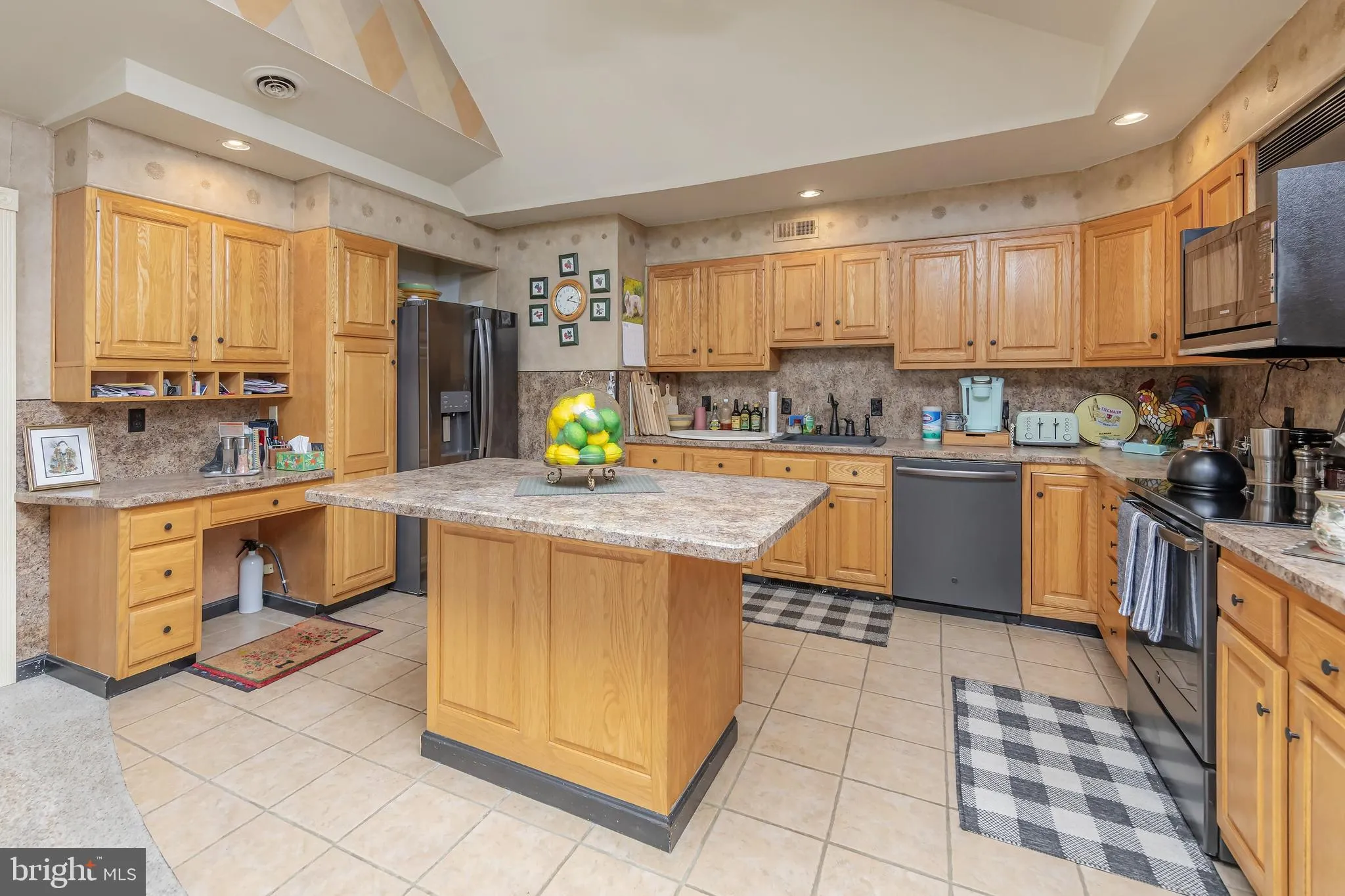 Carneys Point, New Jersey 08069, United States, 5 Bedrooms Bedrooms, ,3 BathroomsBathrooms,Residential,Active,127787