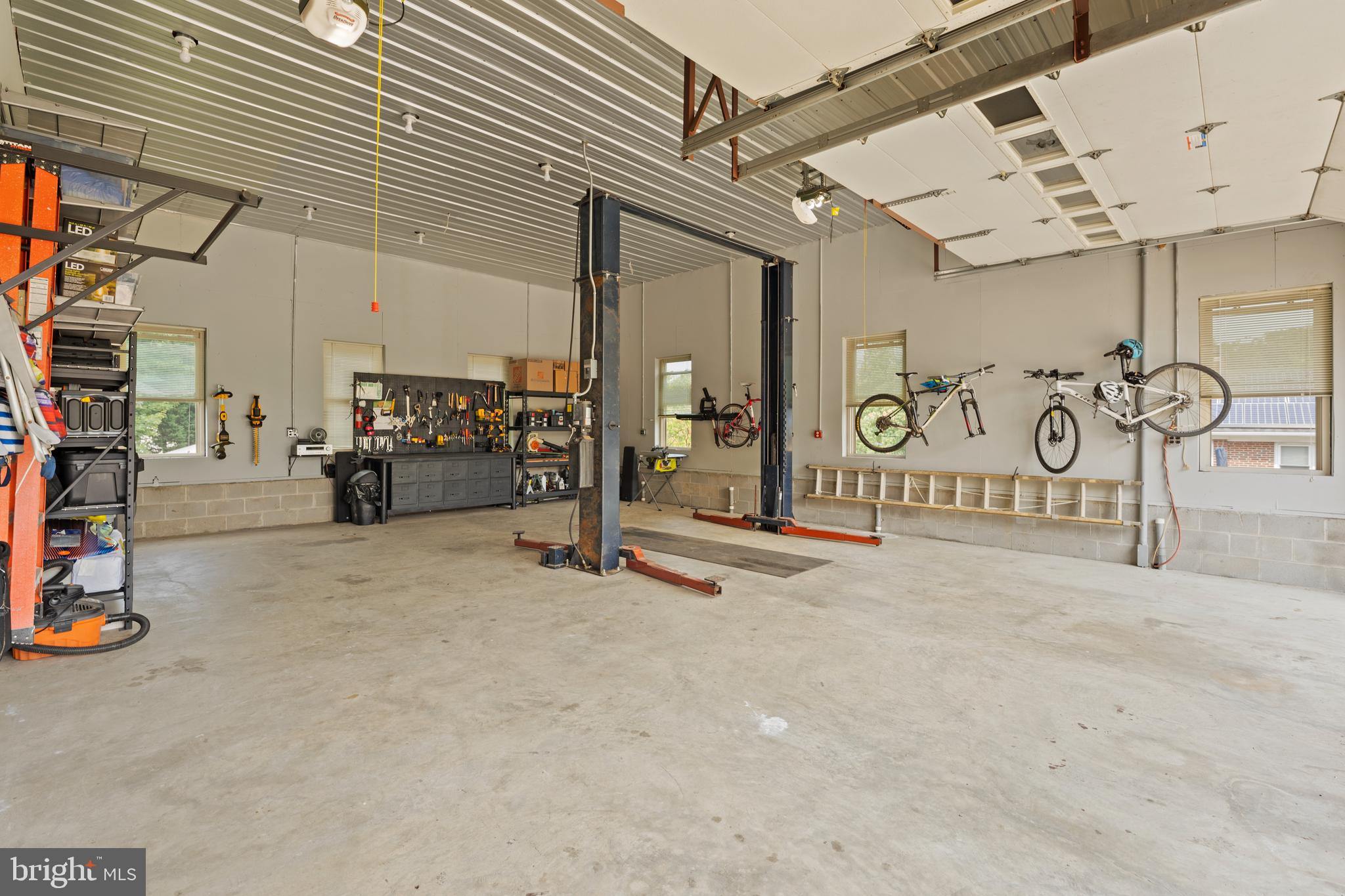 TIMBER RIDGE - Residential