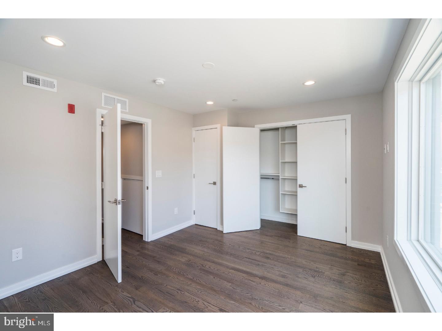 GRADUATE HOSPITAL - Residential Lease