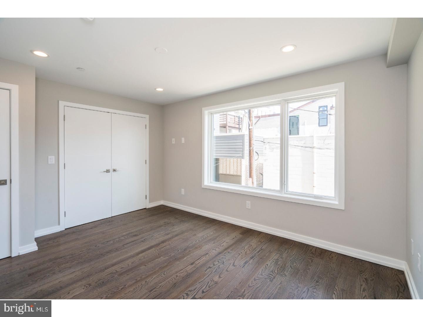 GRADUATE HOSPITAL - Residential Lease