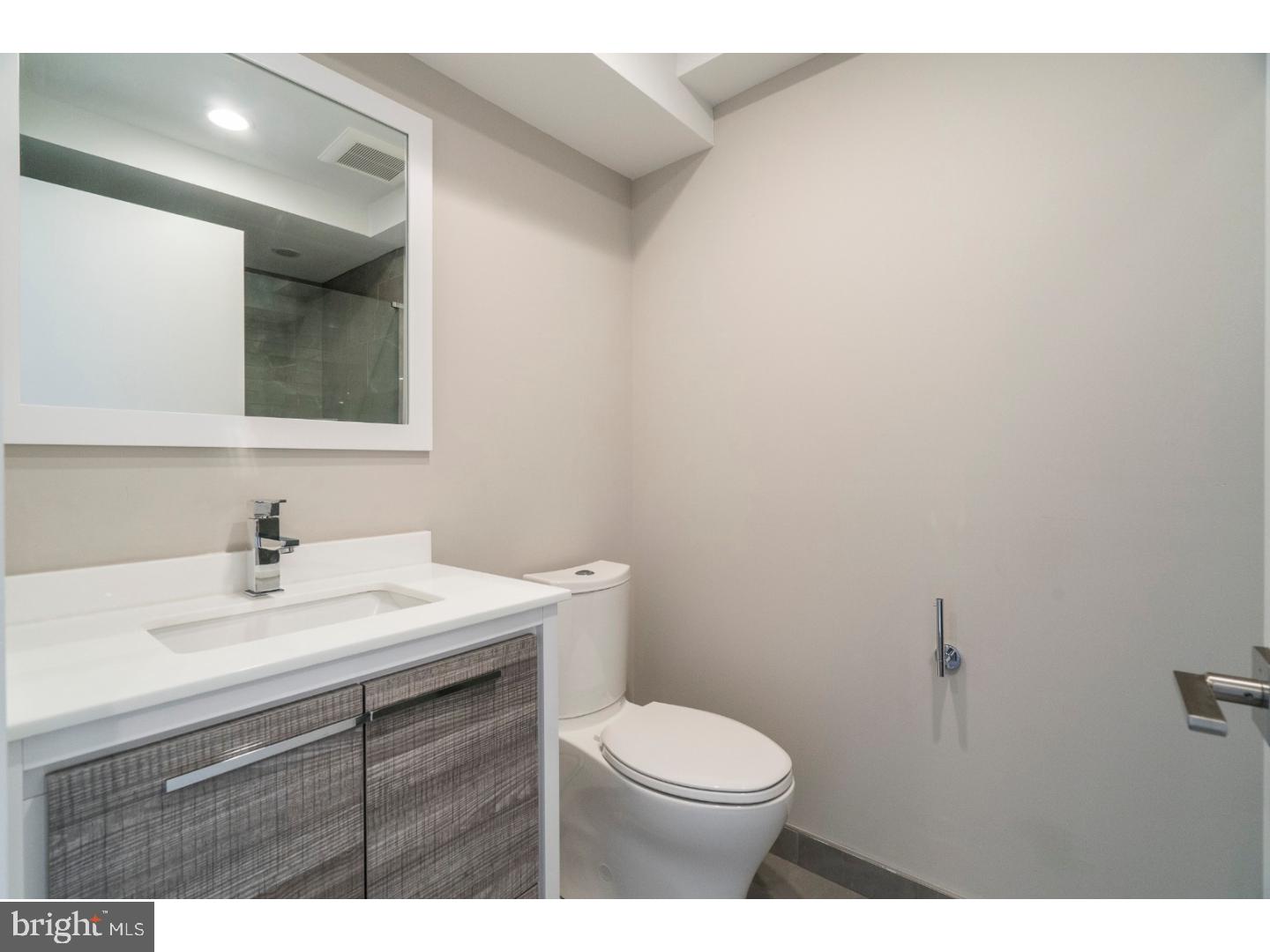 GRADUATE HOSPITAL - Residential Lease