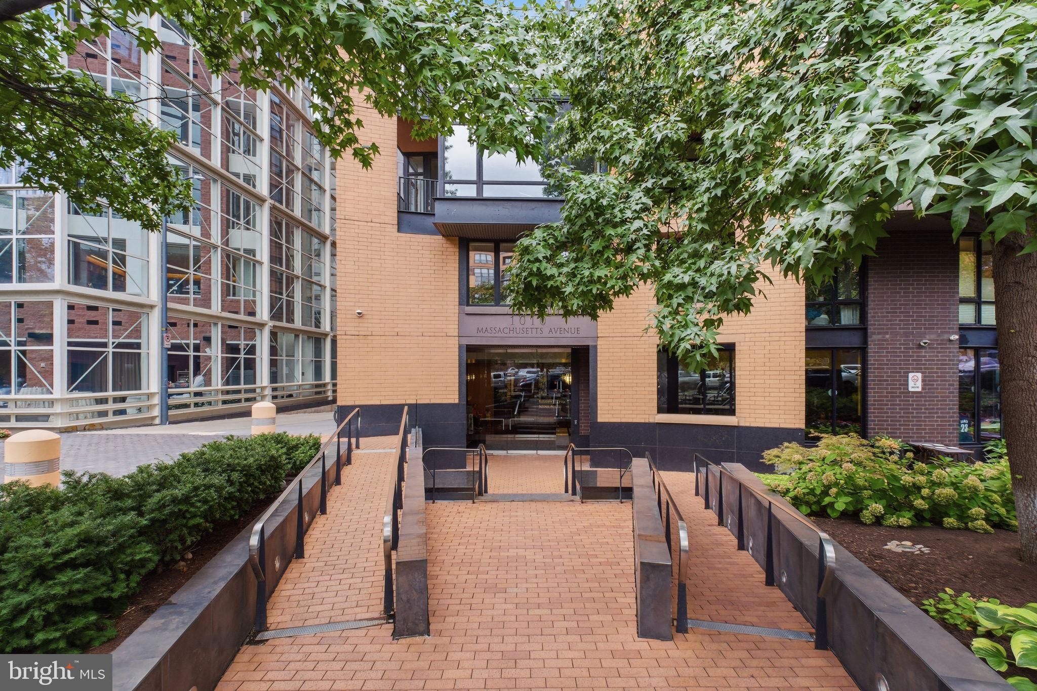 1010 MASSACHUSETTS AVENUE NW 201
