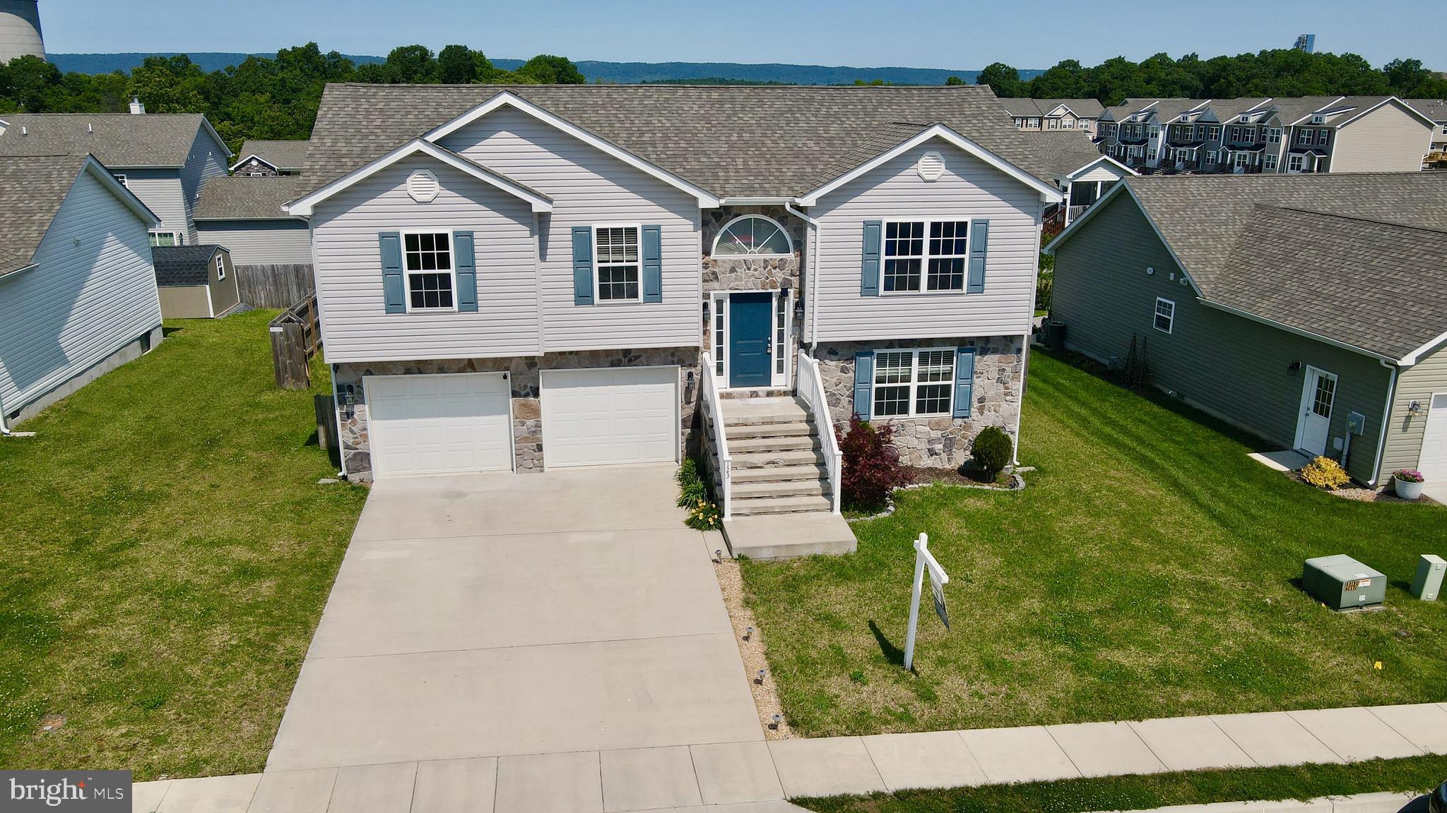 HERITAGE HILLS - Residential