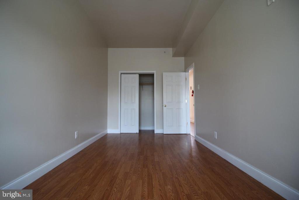 TEMPLE UNIVERSITY - Residential Lease