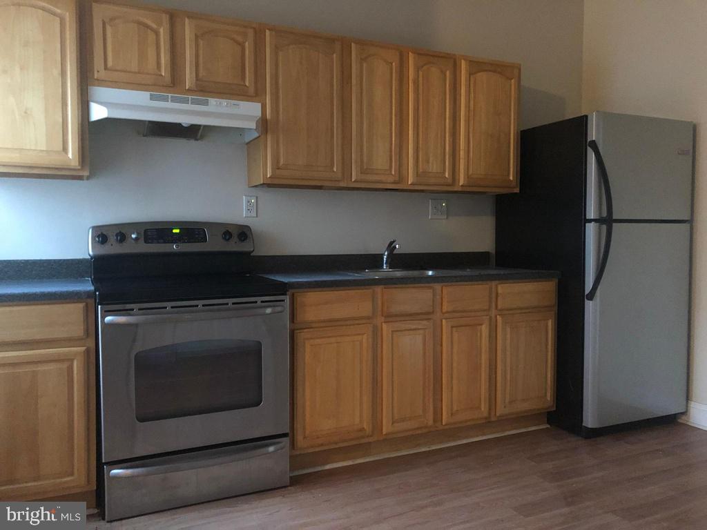 TEMPLE UNIVERSITY - Residential Lease