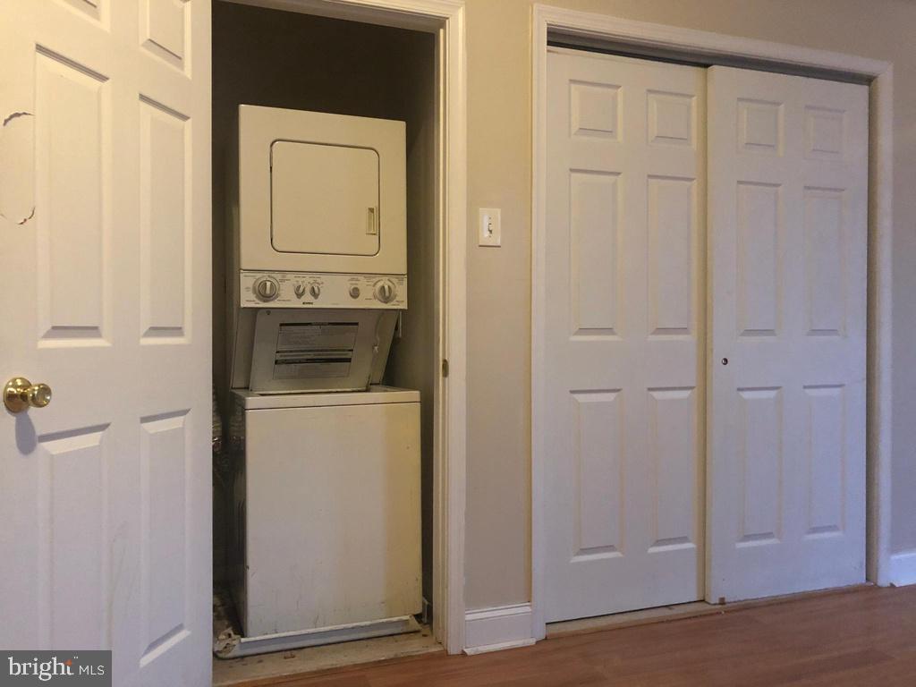 TEMPLE UNIVERSITY - Residential Lease