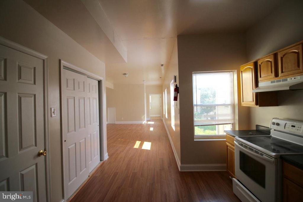 TEMPLE UNIVERSITY - Residential Lease