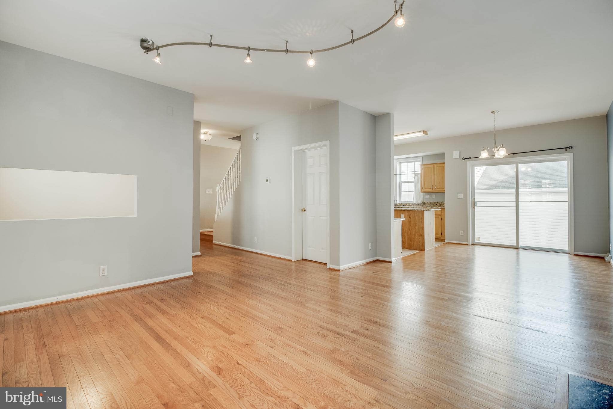 NEW COLONY VILLAGE - Residential