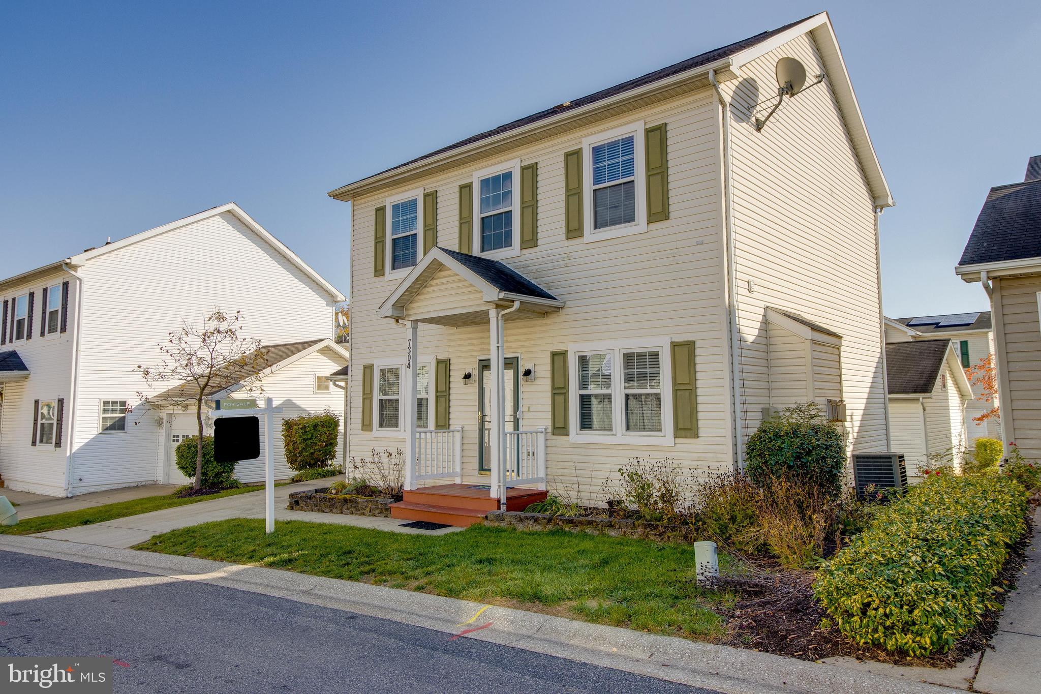 NEW COLONY VILLAGE - Residential