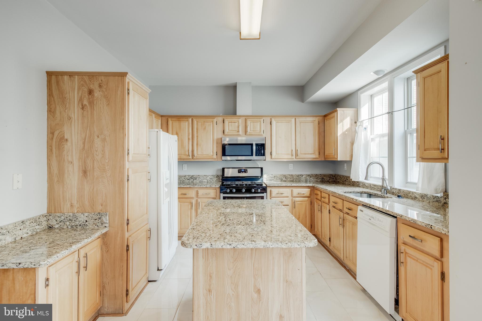 NEW COLONY VILLAGE - Residential