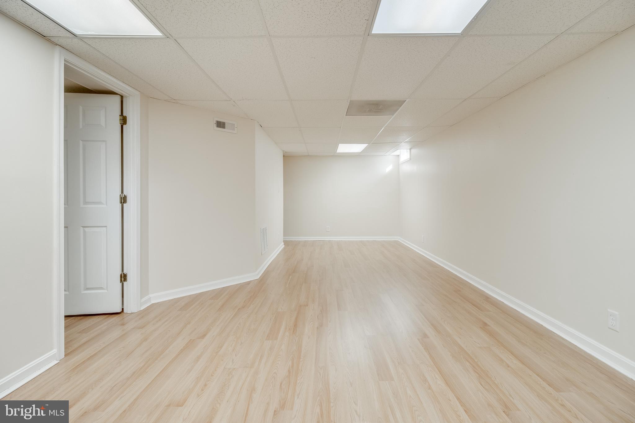 NEW COLONY VILLAGE - Residential