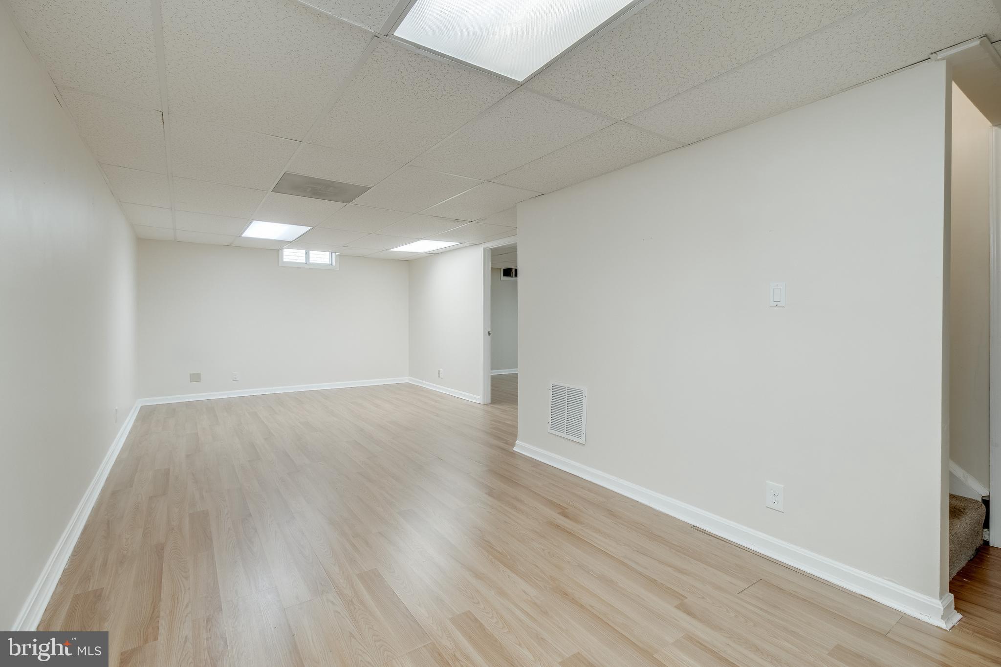 NEW COLONY VILLAGE - Residential