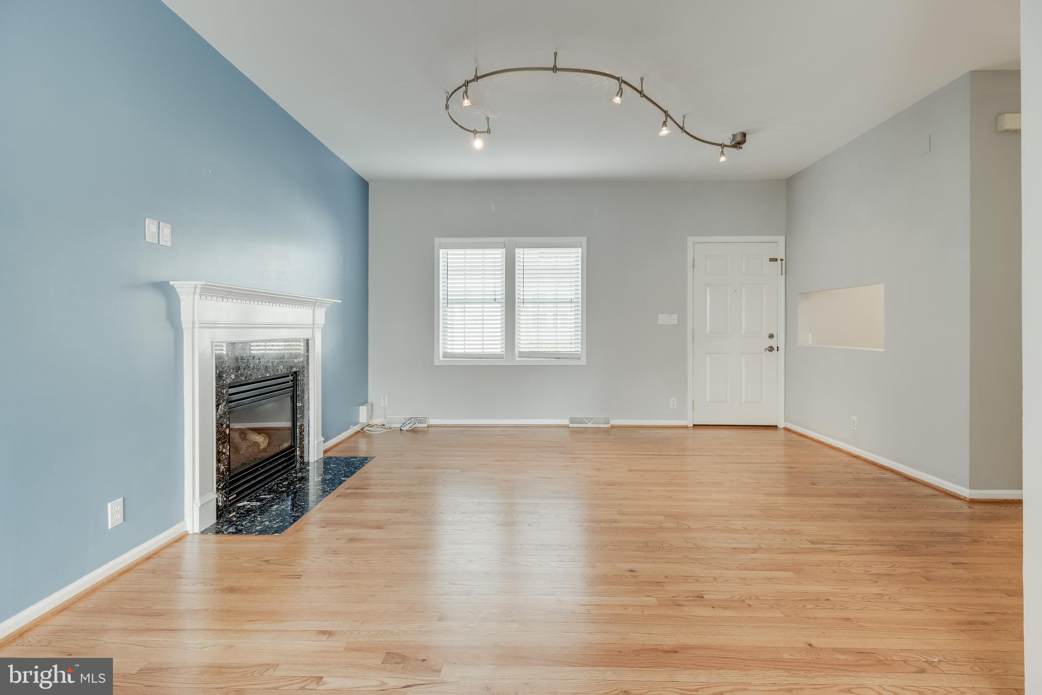 NEW COLONY VILLAGE - Residential