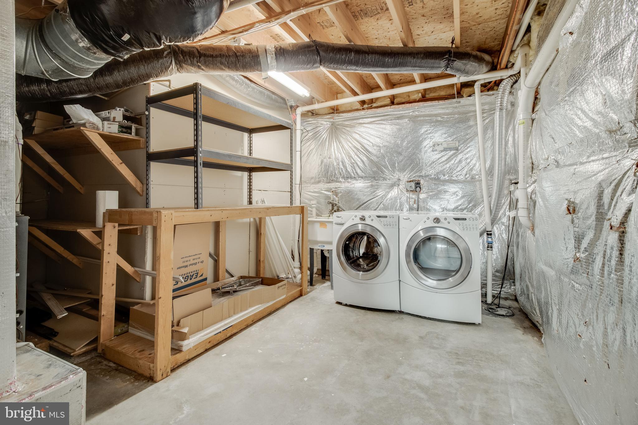 NEW COLONY VILLAGE - Residential