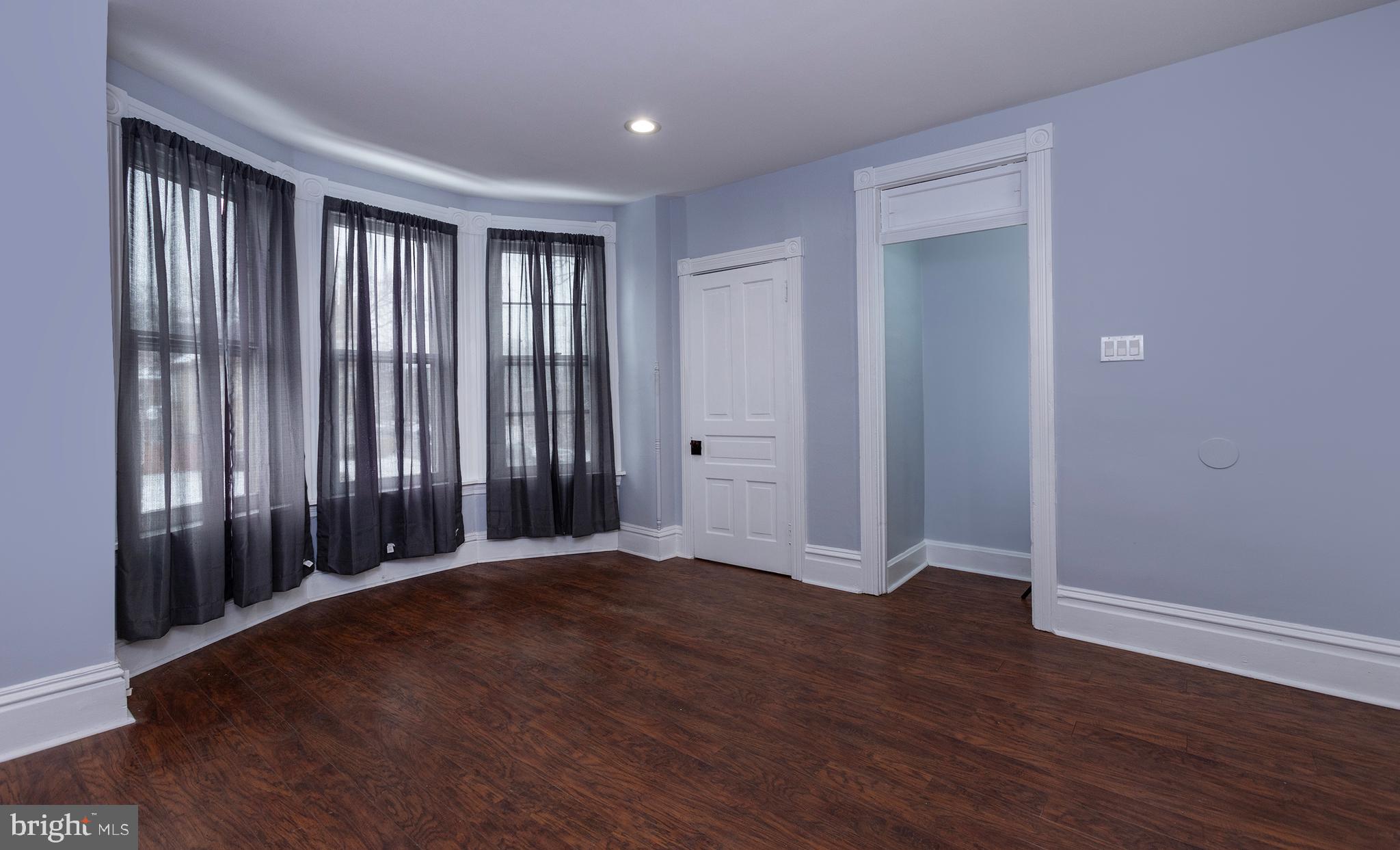 HARRISBURG CITY - Residential Lease