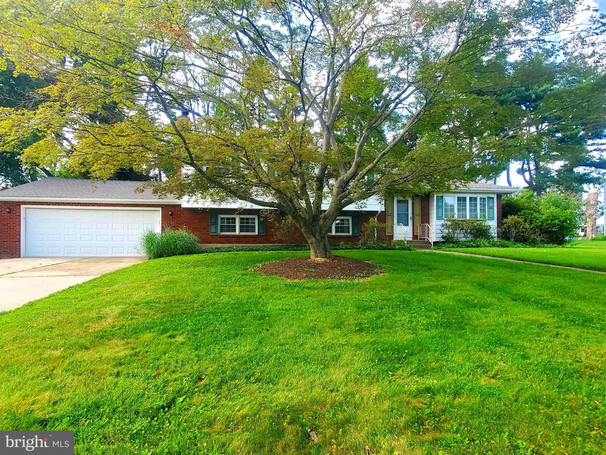 6 HICKORY HILL