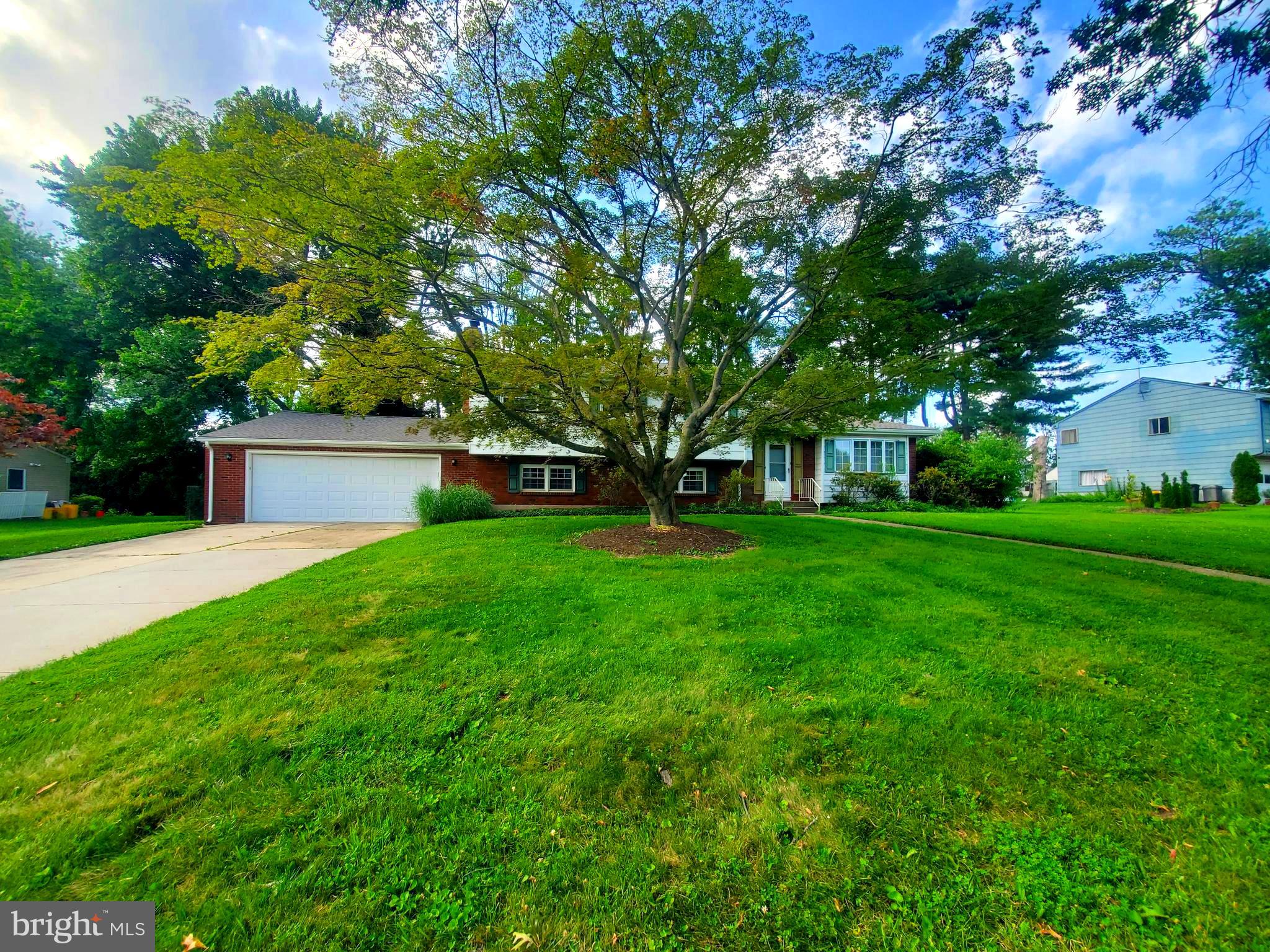 6 HICKORY HILL
