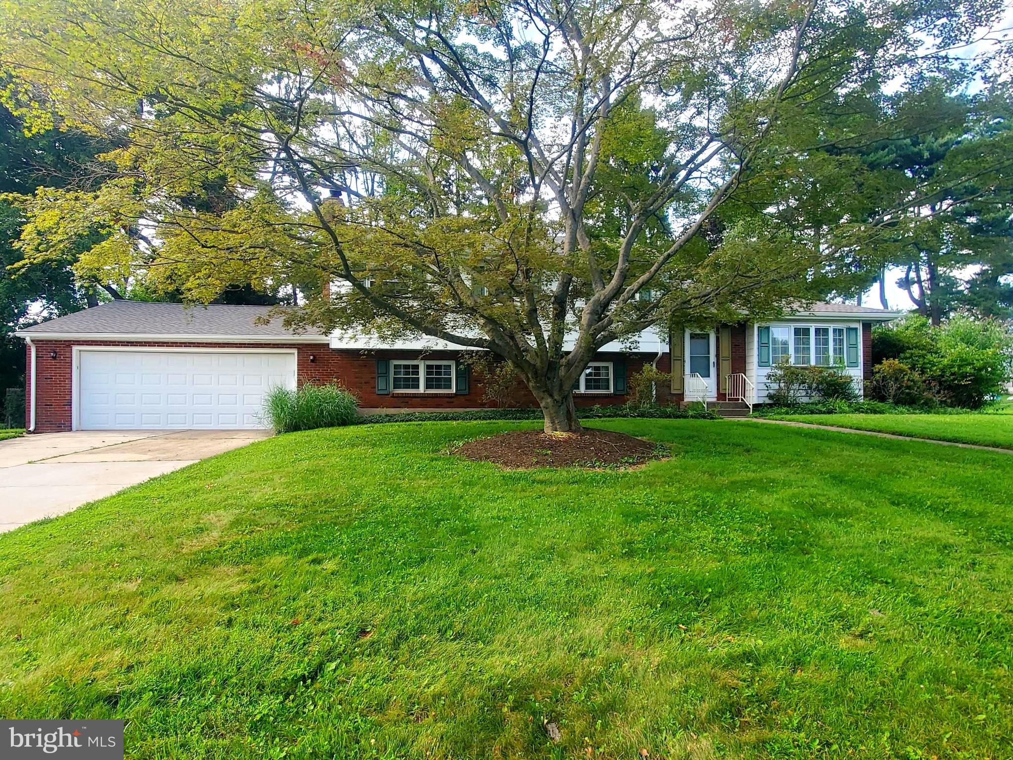 6 HICKORY HILL