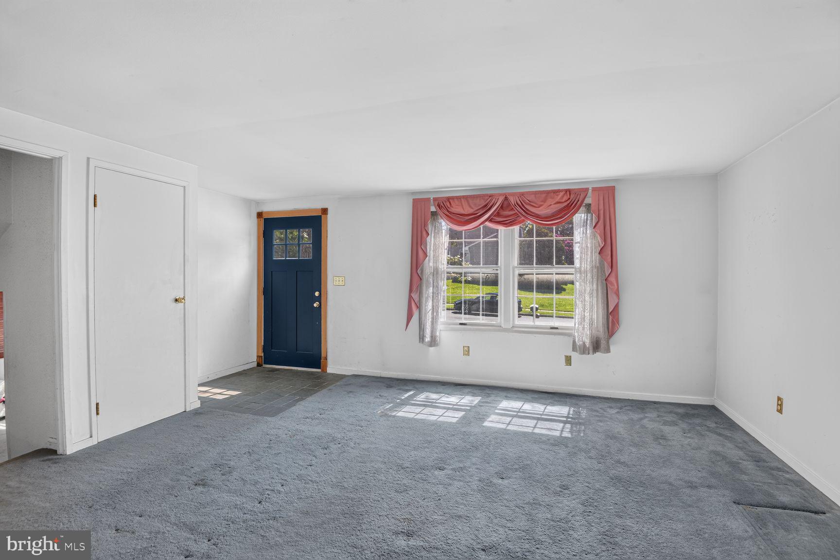 820 GRIMSBY GARTH