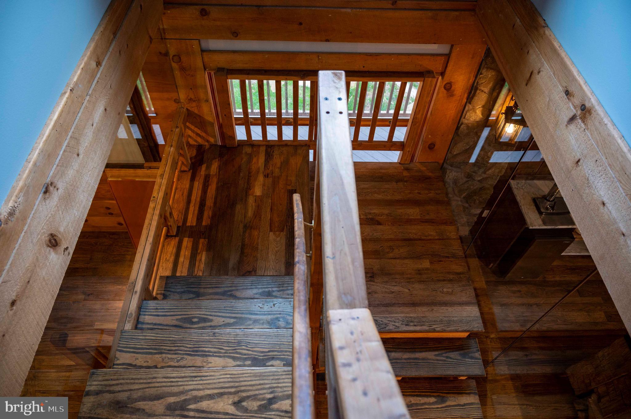 THUNDERBIRD FARM - Residential