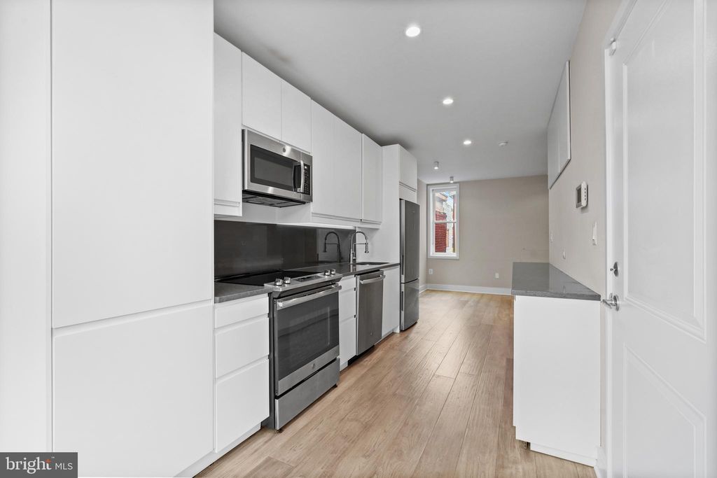 Photo of 58 T Street NW #3, WASHINGTON, DC 20001 (MLS # DCDC2224840)